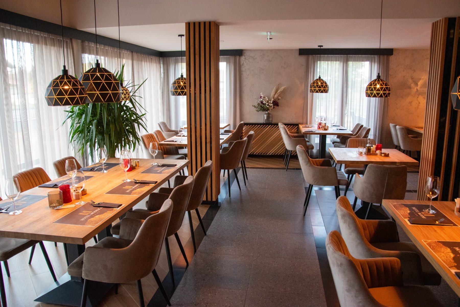 Ambijent restorana Hotela Modriča